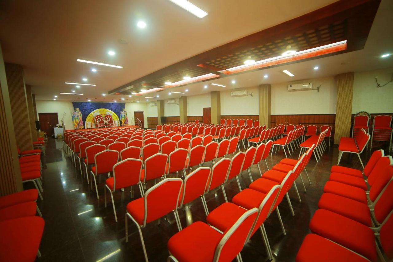 Hare Krishna Inn Guruvāyūr Kültér fotó